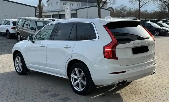 Volvo XC 90 cena 213900 przebieg: 81800, rok produkcji 2021 z Puławy małe 121